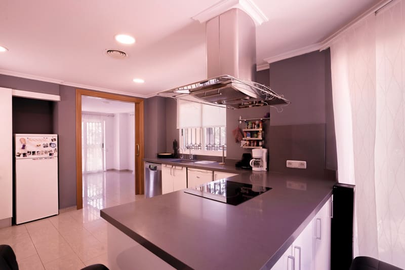 MR_08235-COLOR-Крупный